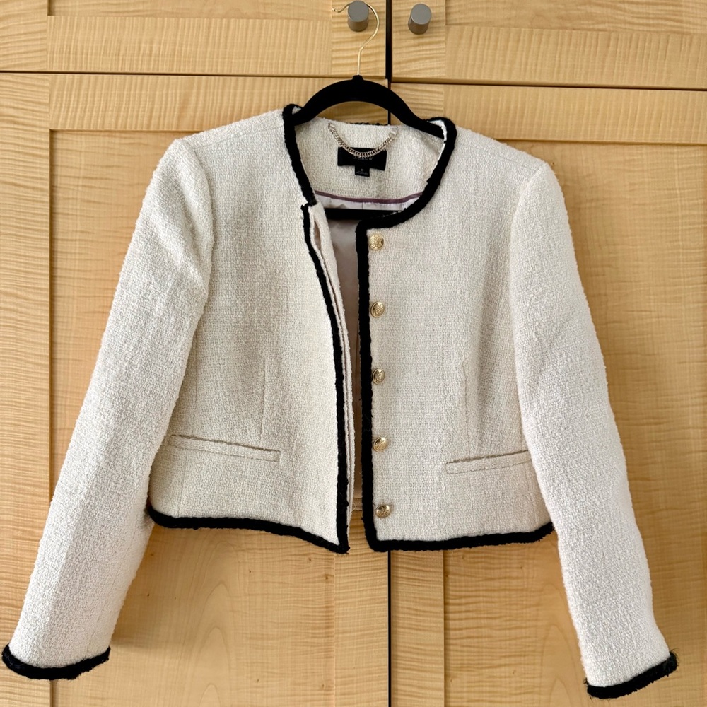 Elegant White Tweed Jacket with Black Trim
